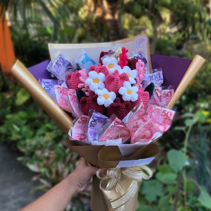 Cash Bloom Bouquet