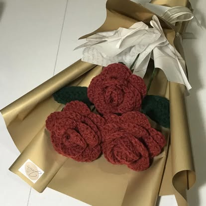 Triple Rose Gold Bouquet