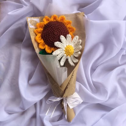 Sunflower & Daisy Pair Newsprint